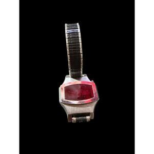 Vintage Retro Style LED Digital Wristwatch Silver Tone Expansion Band Watch